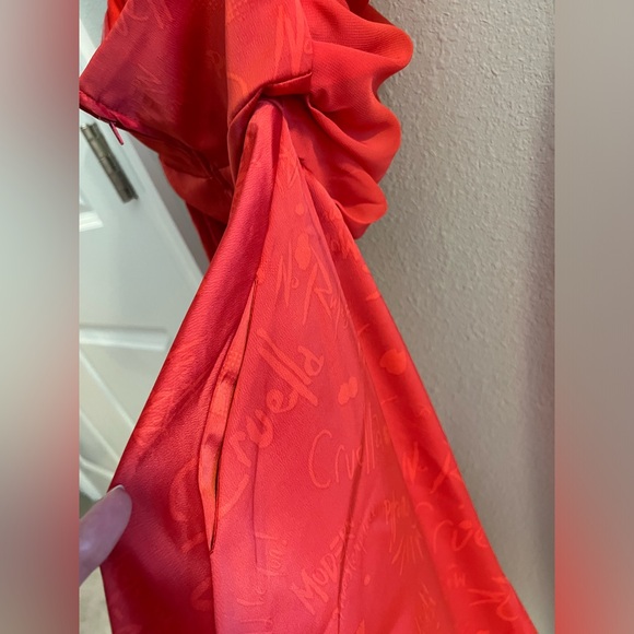 CURELLA DISNEY DRESS SIZE XS NWOT RED LIVE ACTION WITH POCKETS - Picture 7 of 13